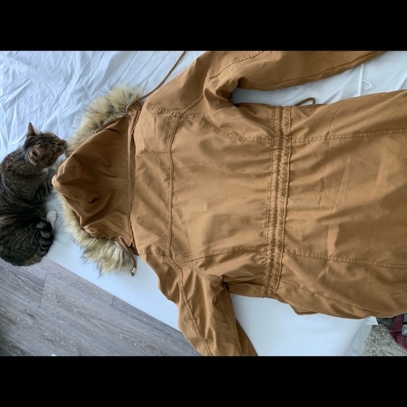 Stylish winter coat - Picture 2 of 3